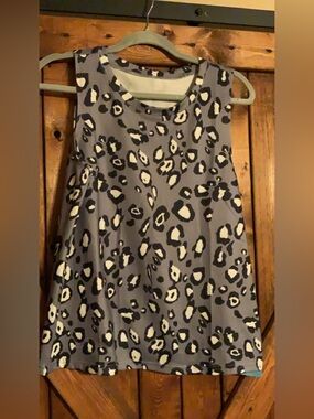 Sleeveless Leopard Print Swing Tank - Gray & Black